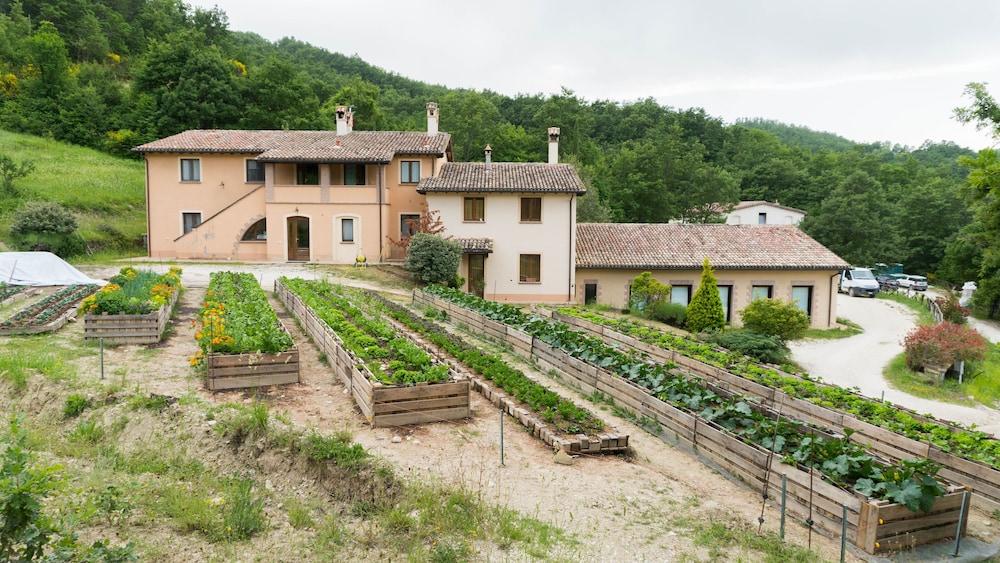 Agriturismo Monastero Di San Biagio Nocera Umbra Exterior foto